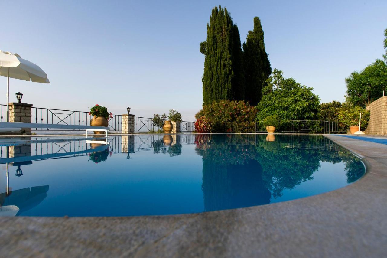 Villa Bacchus Kassiopi Corfu Exterior photo