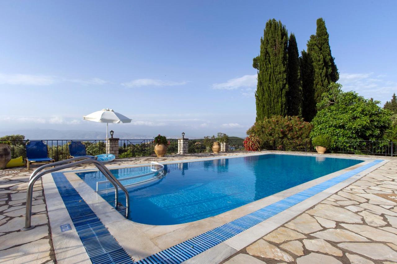 Villa Bacchus Kassiopi Corfu Exterior photo