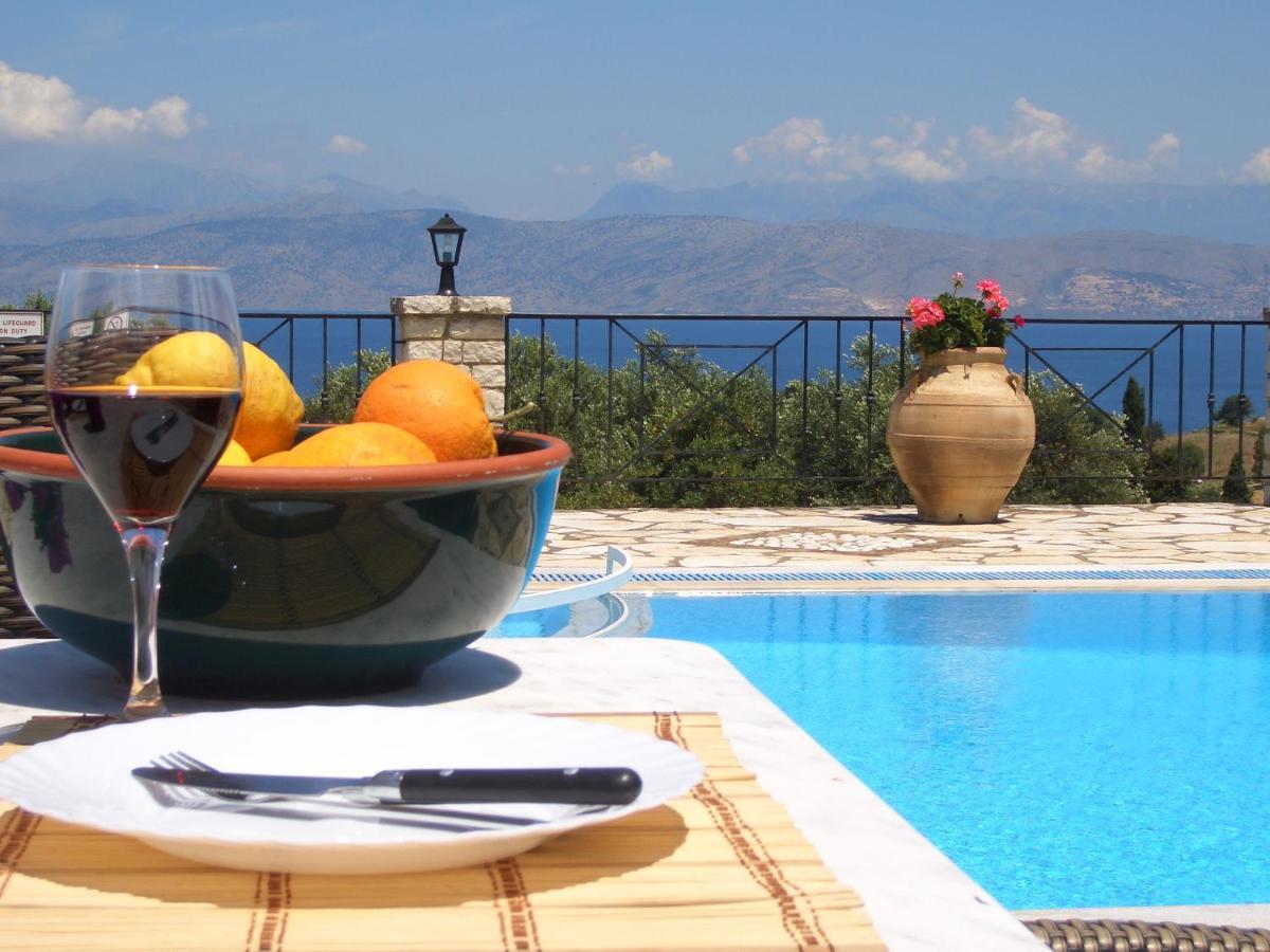 Villa Bacchus Kassiopi Corfu Exterior photo