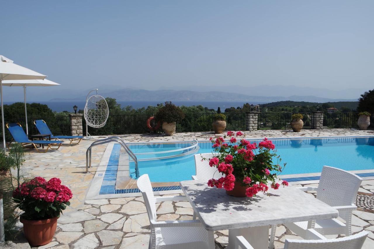 Villa Bacchus Kassiopi Corfu Exterior photo