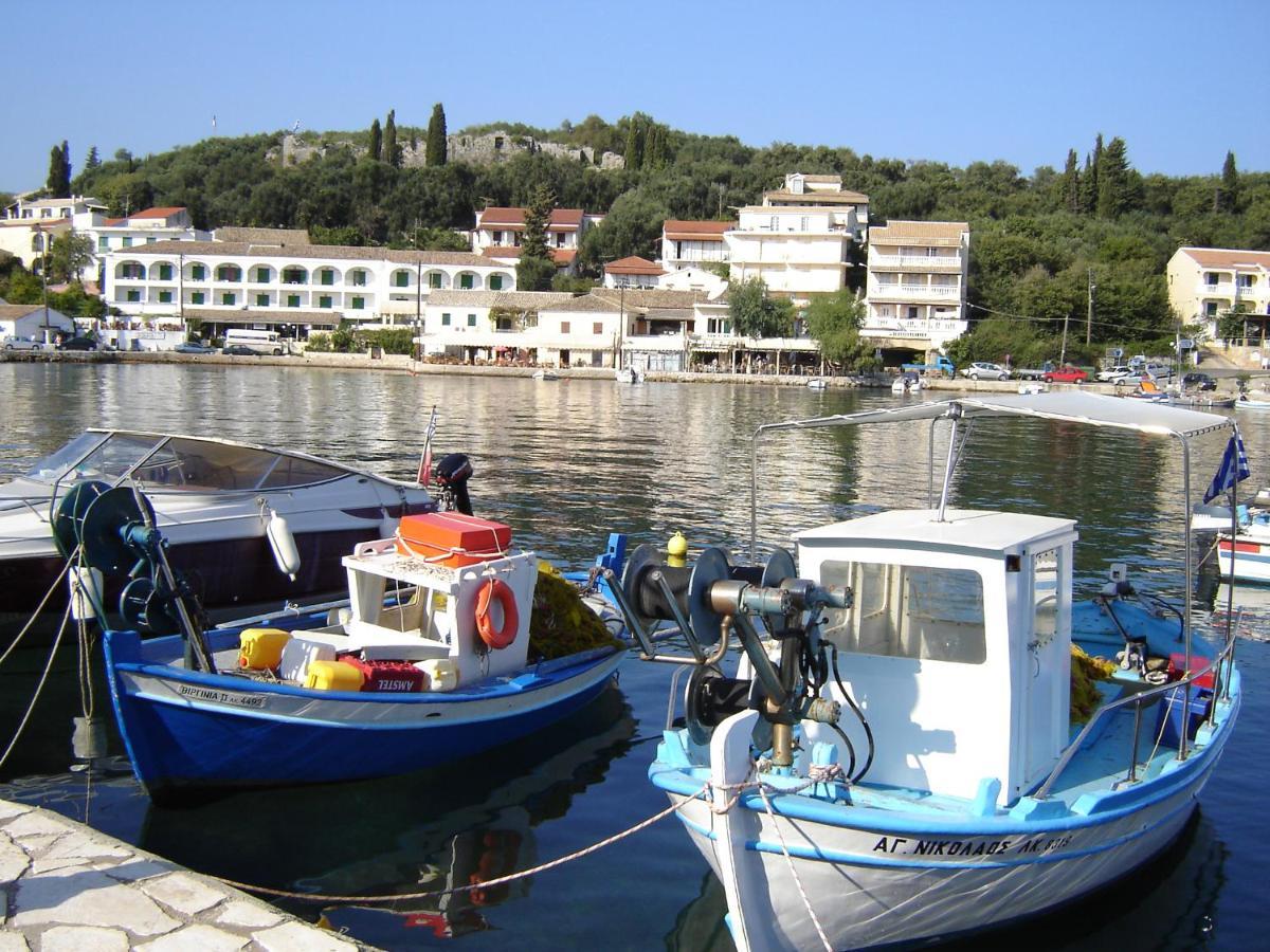 Villa Bacchus Kassiopi Corfu Exterior photo